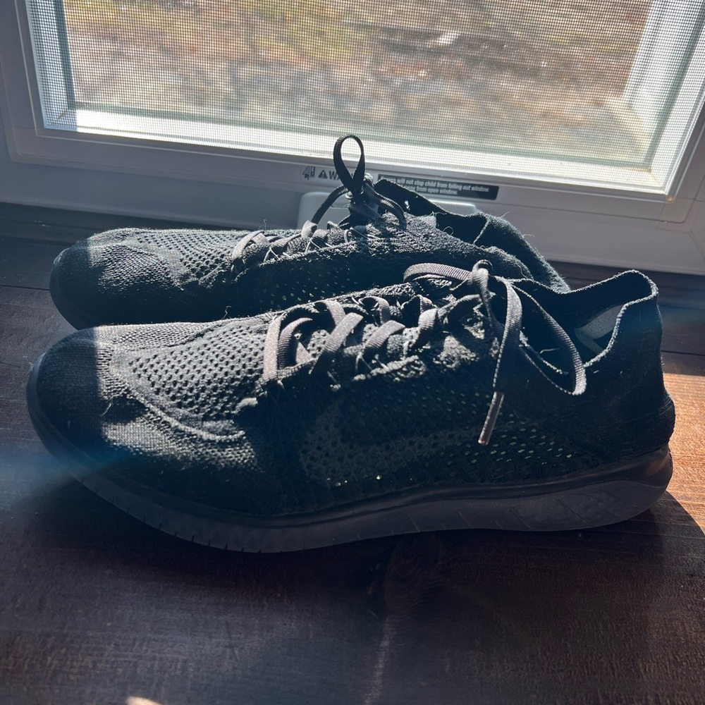 Nike Free RN Flyknit - “Triple black”